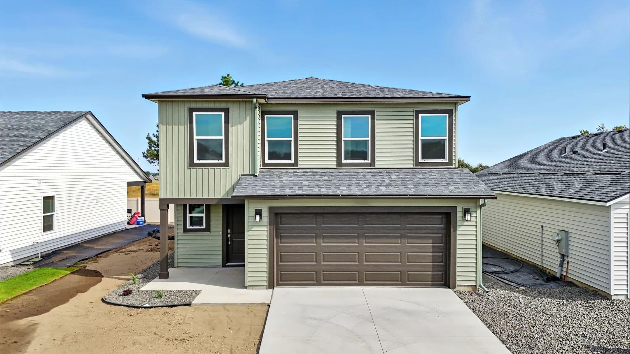 919 E L St - Photo 1