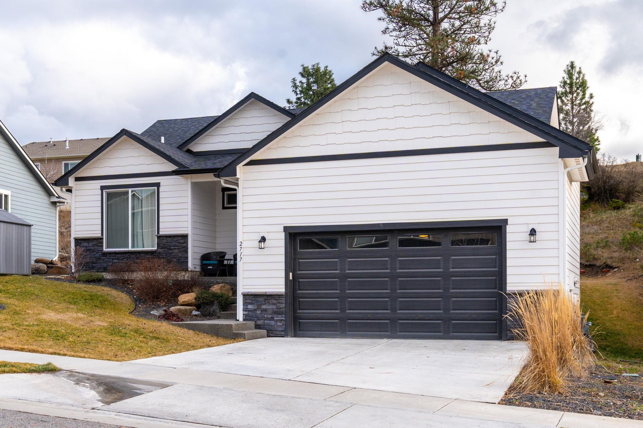 2717 Seabiscuit Dr - Photo 3