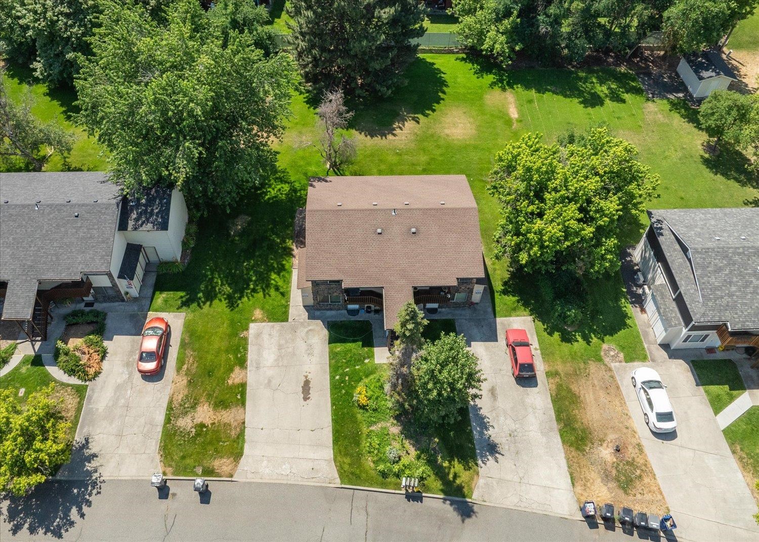 12218 E LENORA Dr - Photo 11