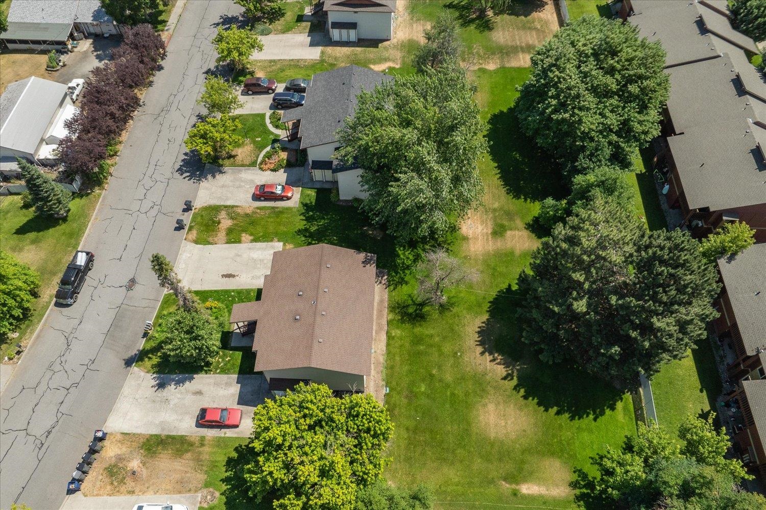12218 E LENORA Dr - Photo 10