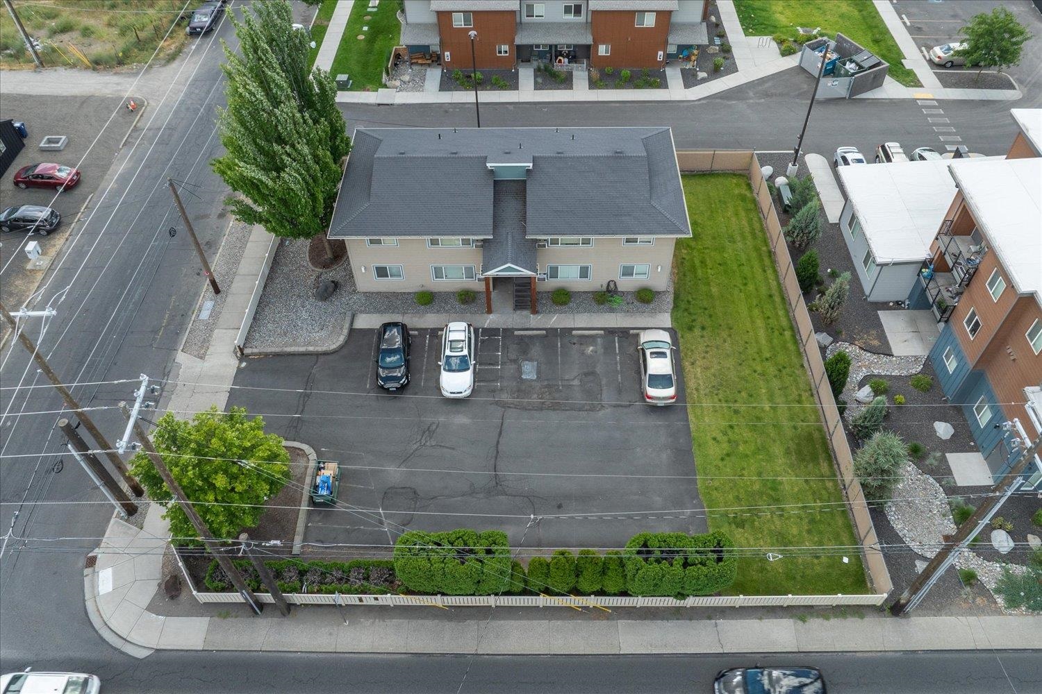 6229 N Regal St - Photo 4