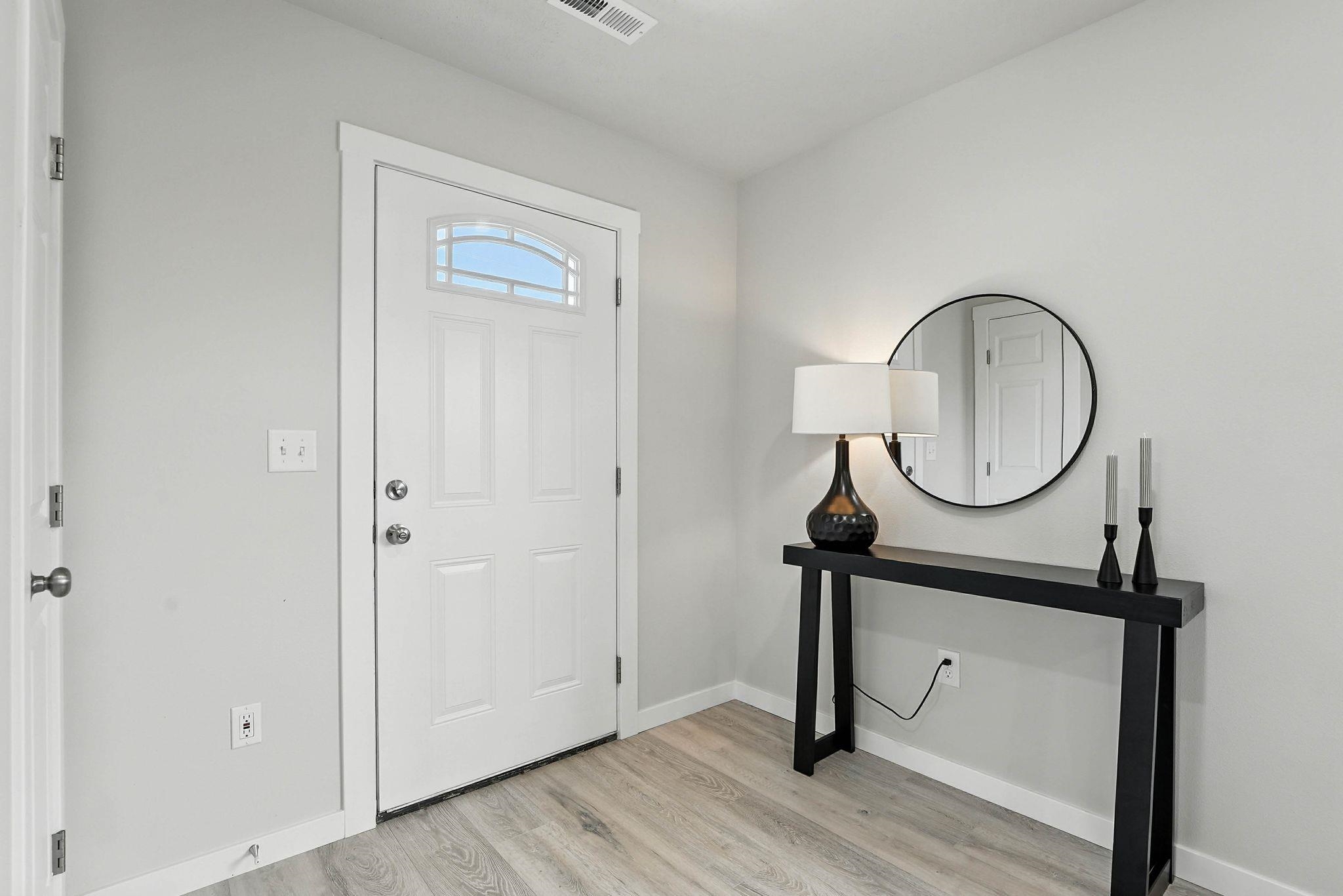 4720 E Frederick Ave - Photo 2