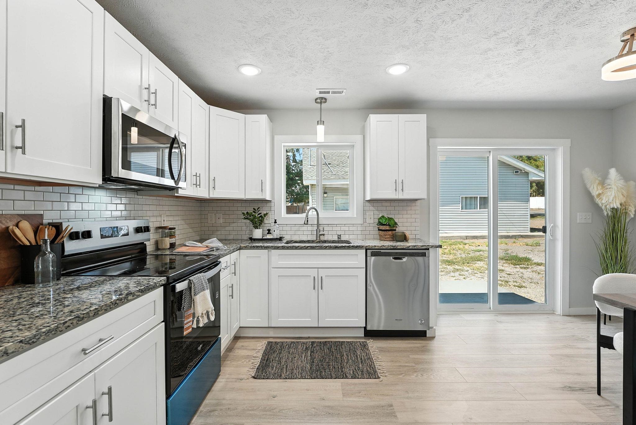 4720 E Frederick Ave - Photo 14