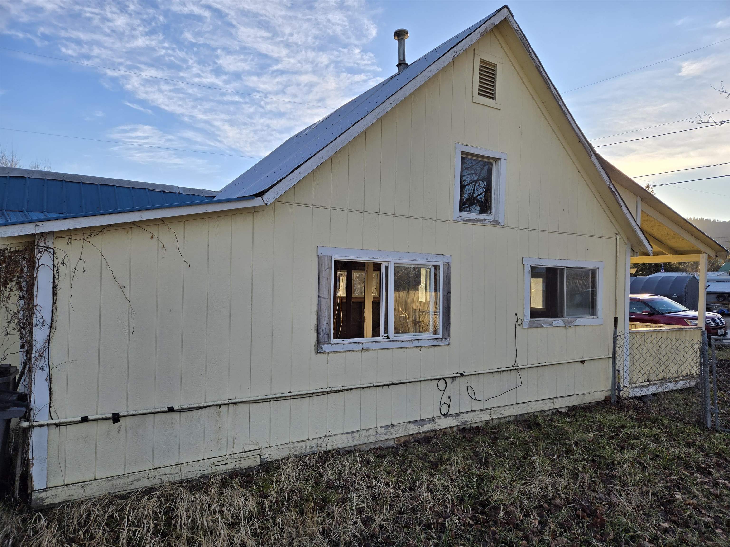 606 N Victoria St - Photo 9