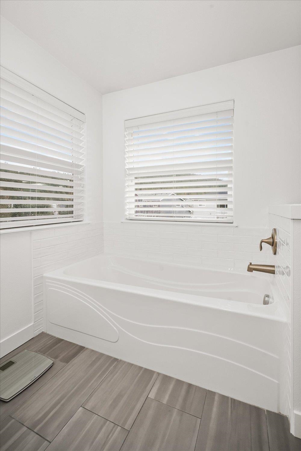 24960 E Pine Point Ct - Photo 5