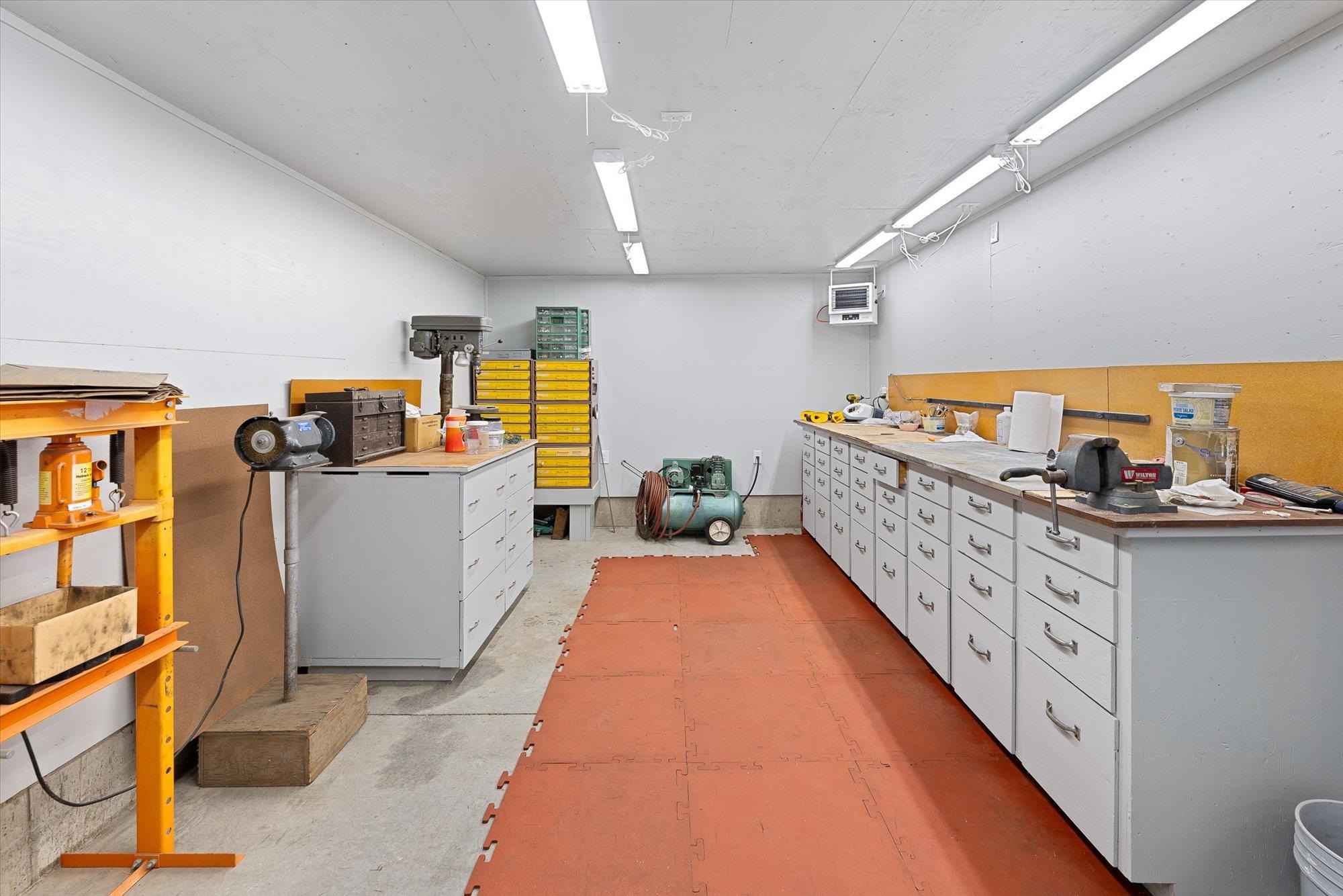 5721 N Forker Rd - Photo 36
