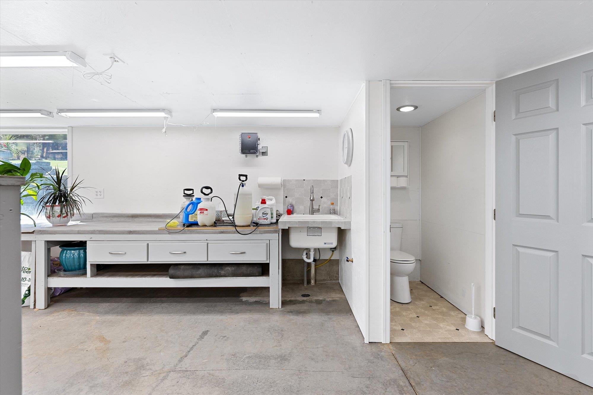 5721 N Forker Rd - Photo 37
