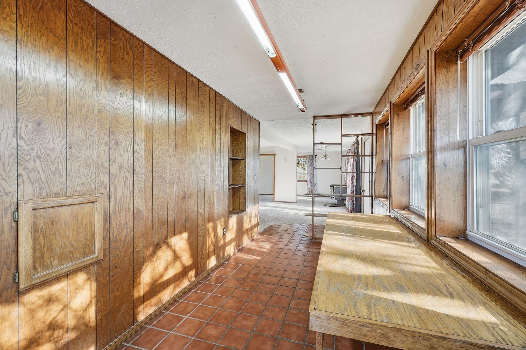 10001 E Bigelow Gulch Rd - Photo 14