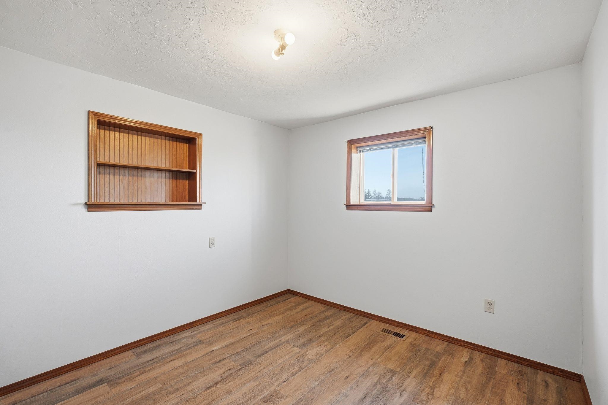 10001 E Bigelow Gulch Rd - Photo 18