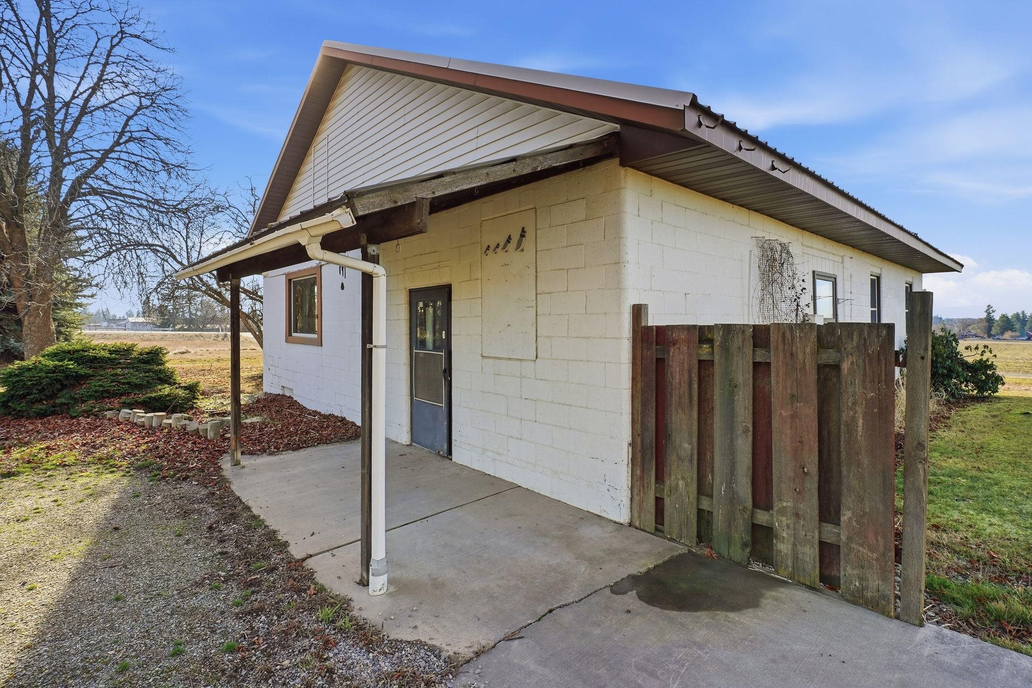 10001 E Bigelow Gulch Rd - Photo 26