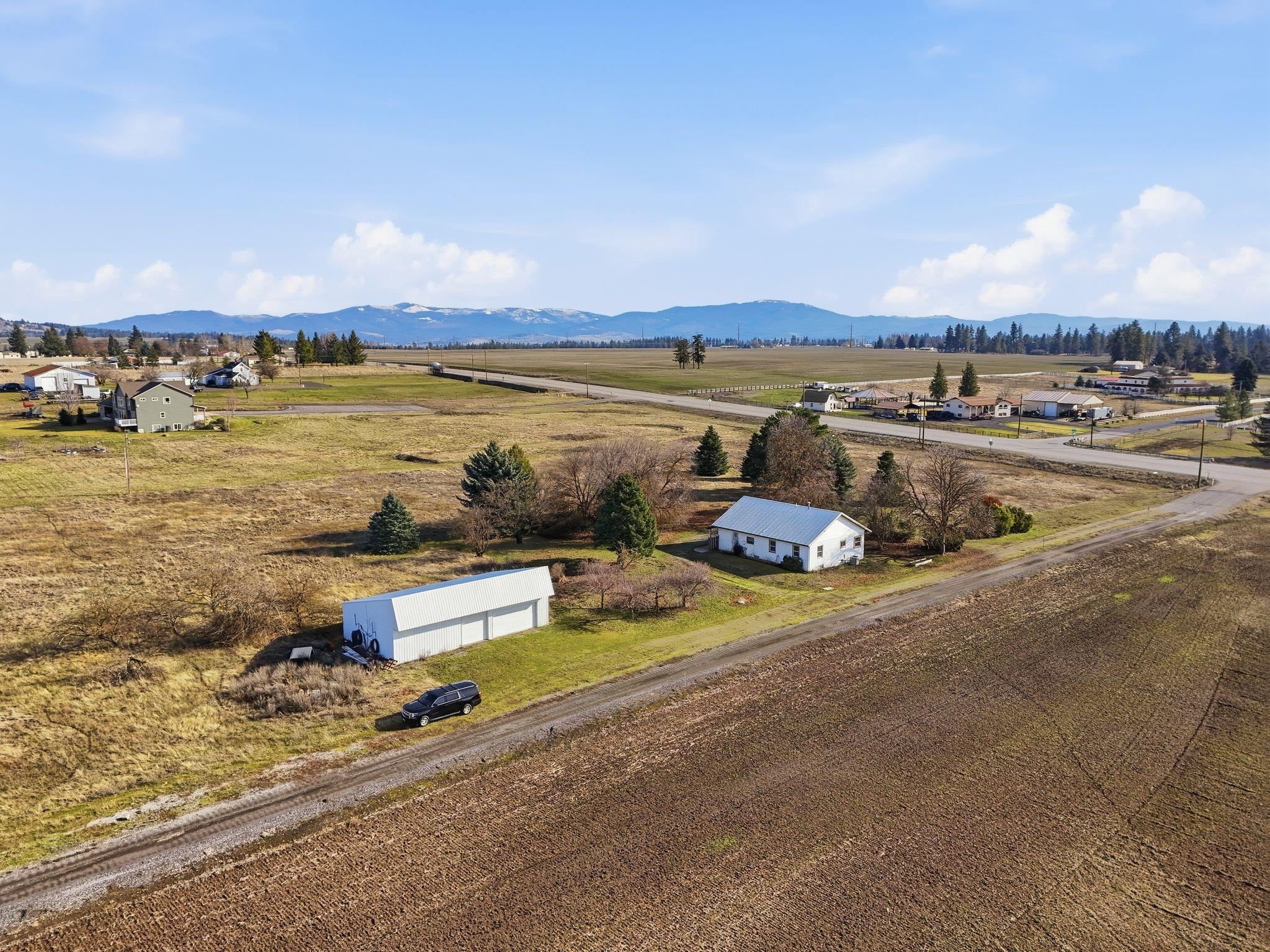10001 E Bigelow Gulch Rd - Photo 39