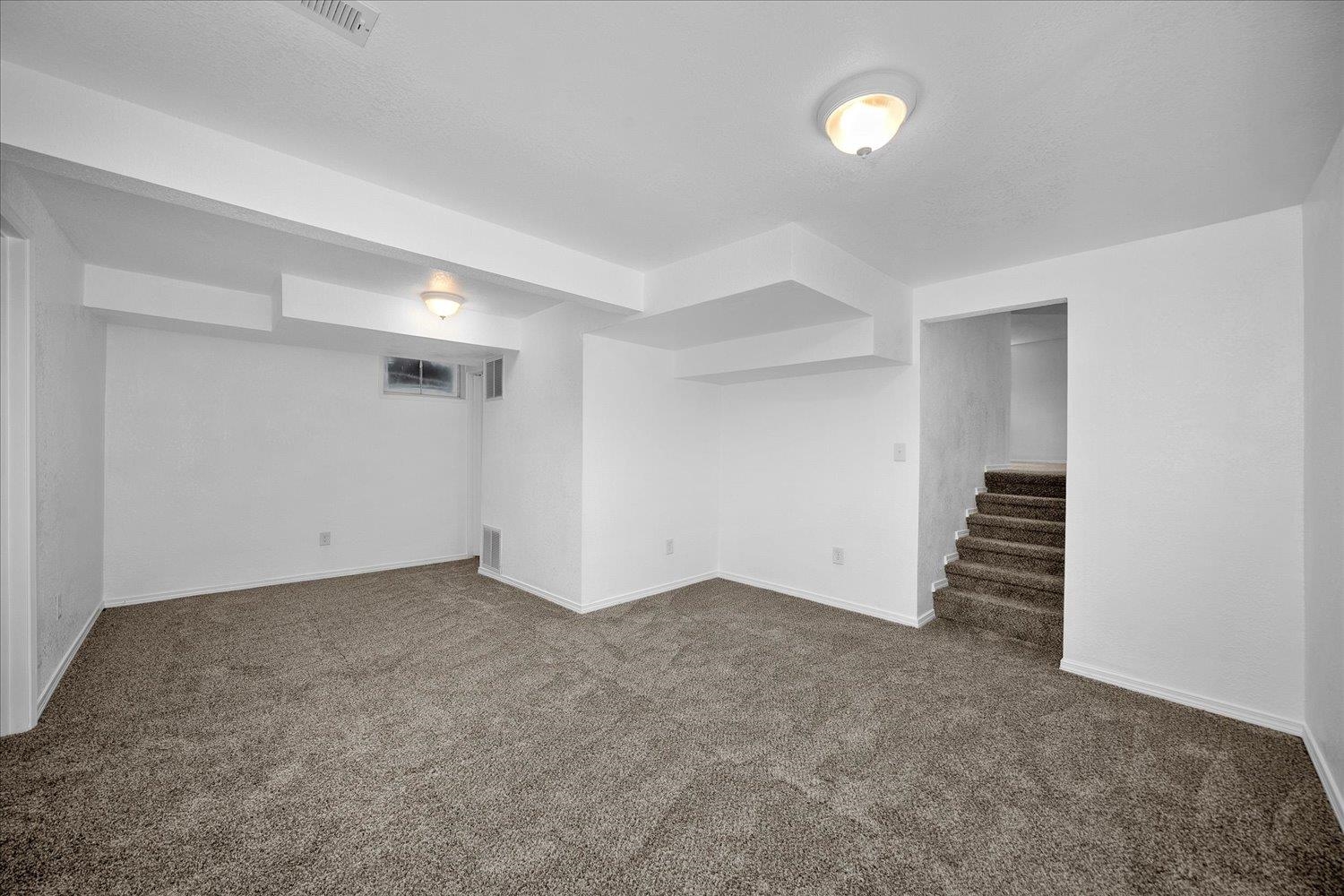 1307 S Crestline St - Photo 31