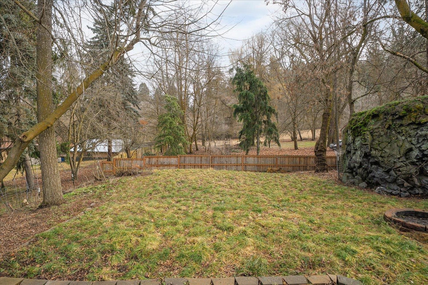 1307 S Crestline St - Photo 35