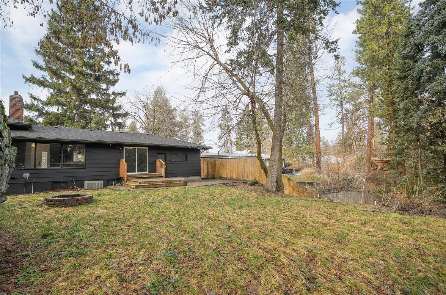 1307 S Crestline St - Photo 37