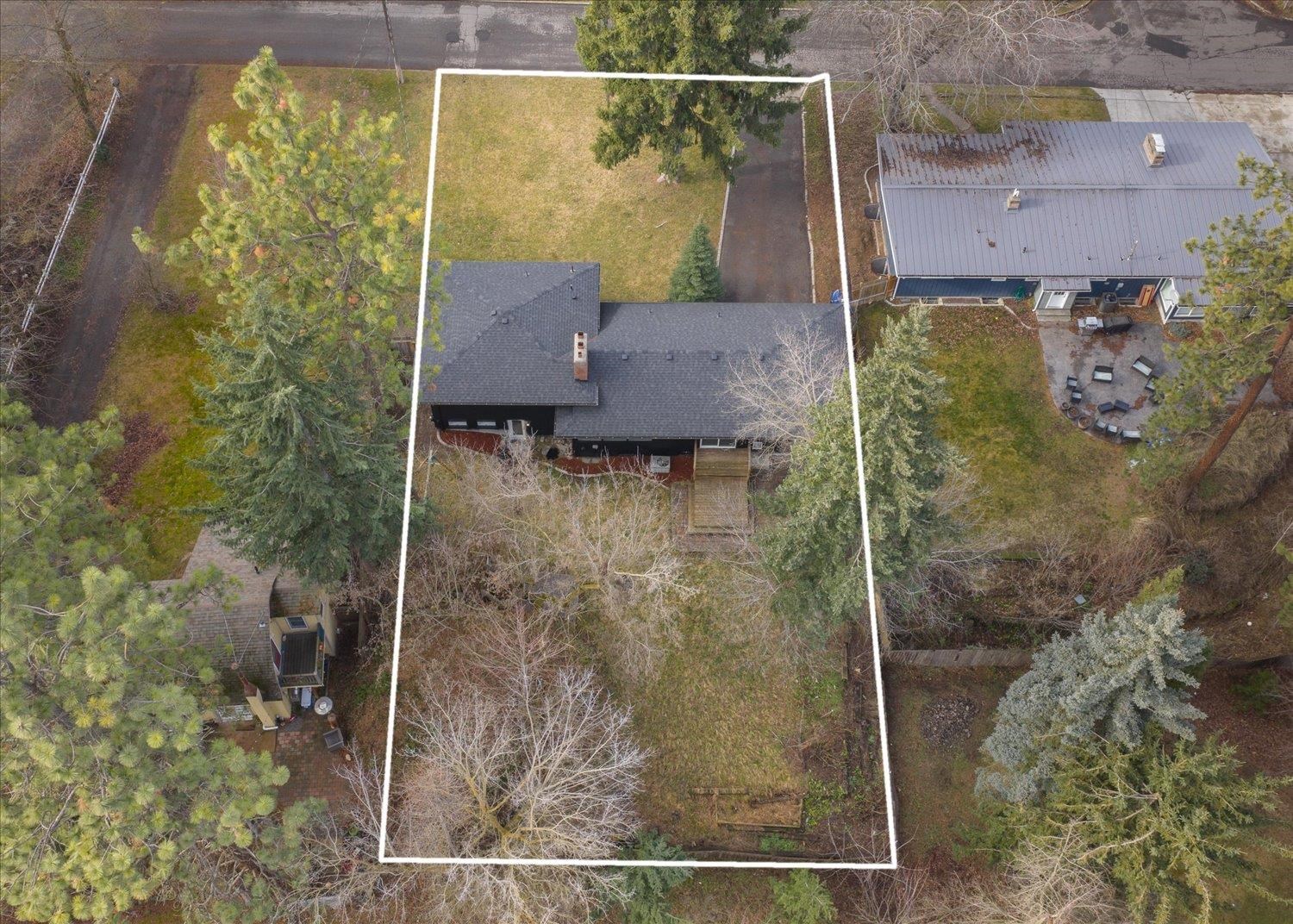 1307 S Crestline St - Photo 45