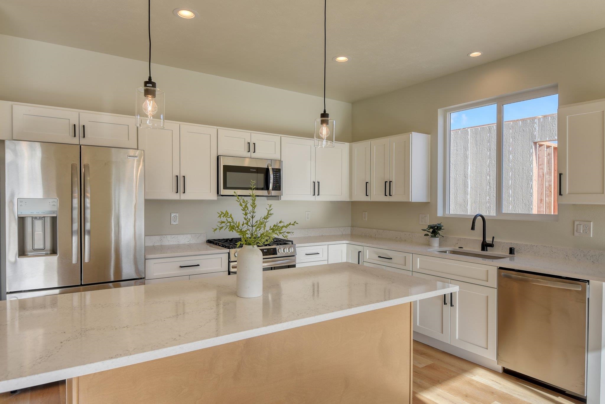 17802 E 3rd Ln - Photo 9