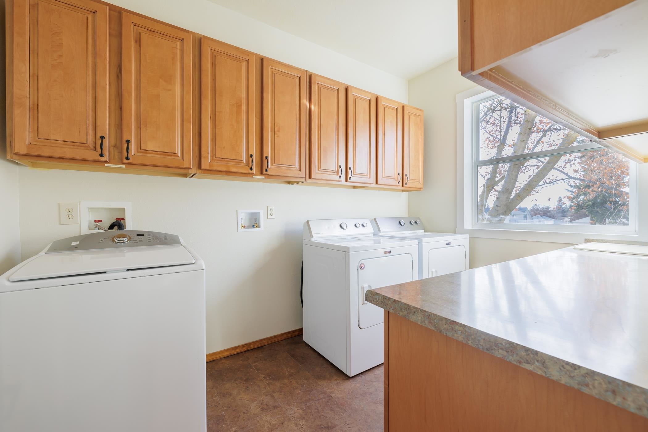 317 College Ave - Photo 15