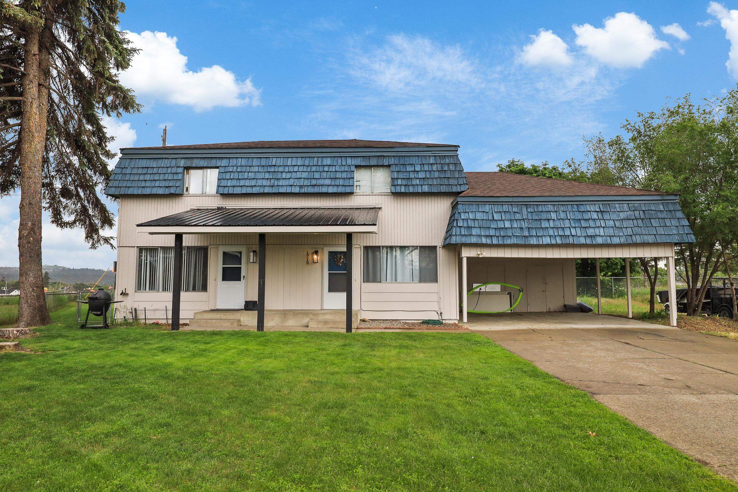1719 N Willow Rd - Photo 1