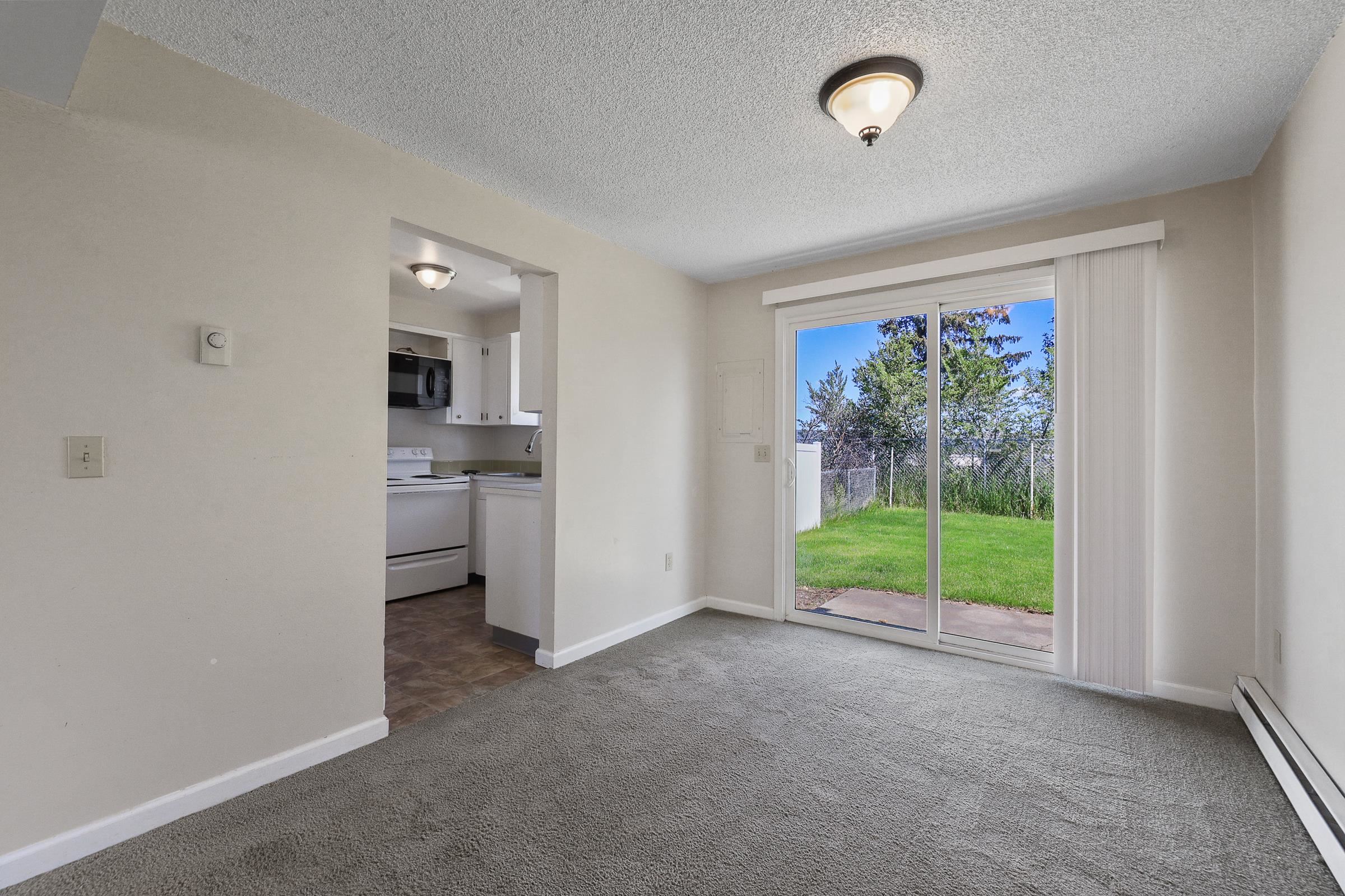 1719 N Willow Rd - Photo 10