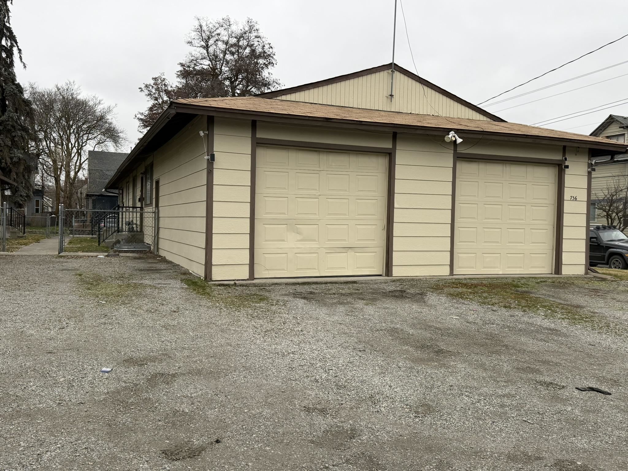 734 E Baldwin Ave - Photo 13