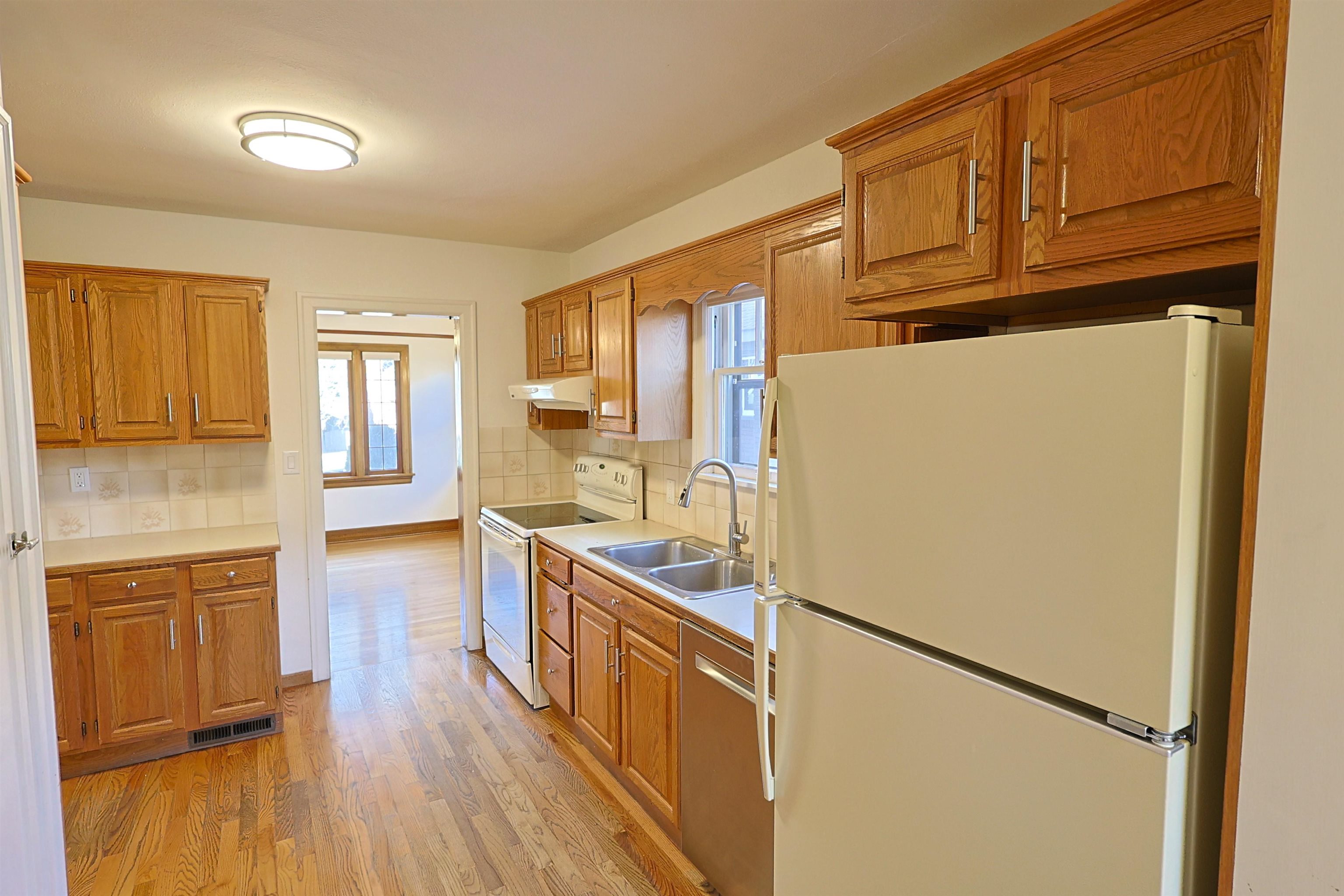 417 W 26TH Ave - Photo 13