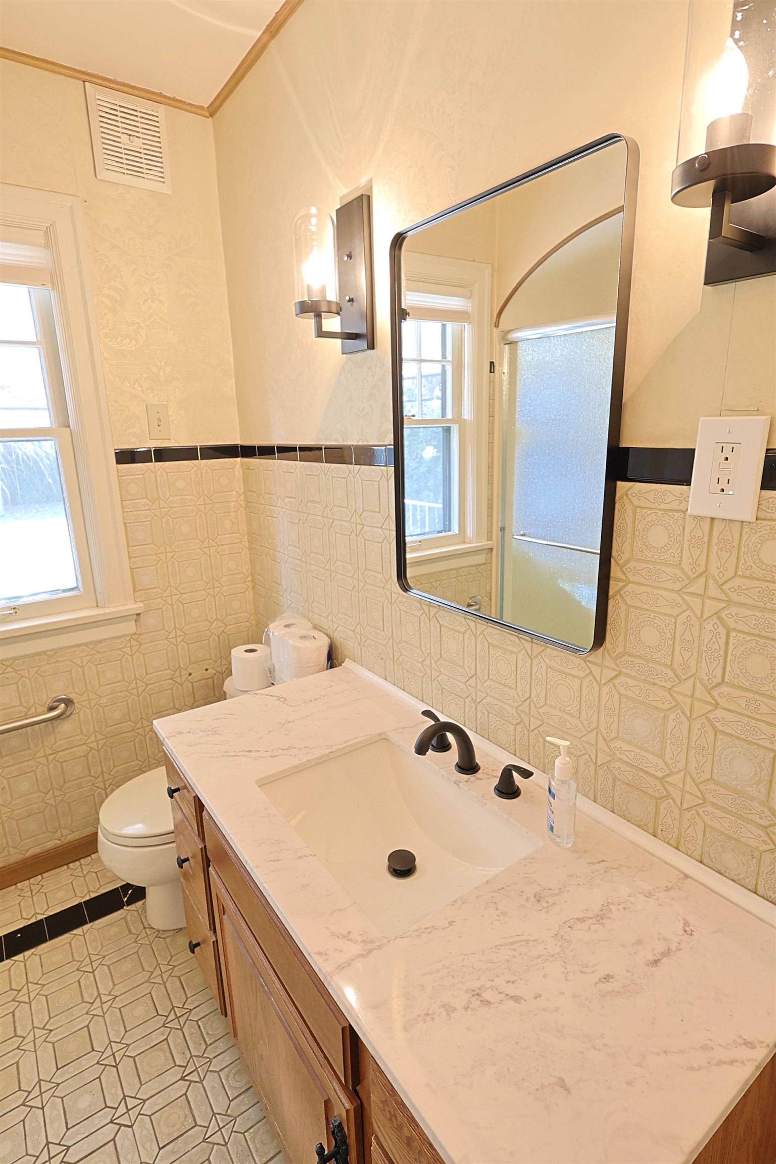 417 W 26TH Ave - Photo 24