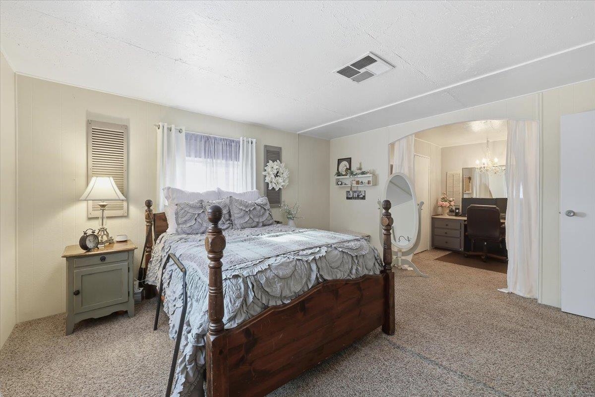 19215 E Marietta Ave - Photo 20