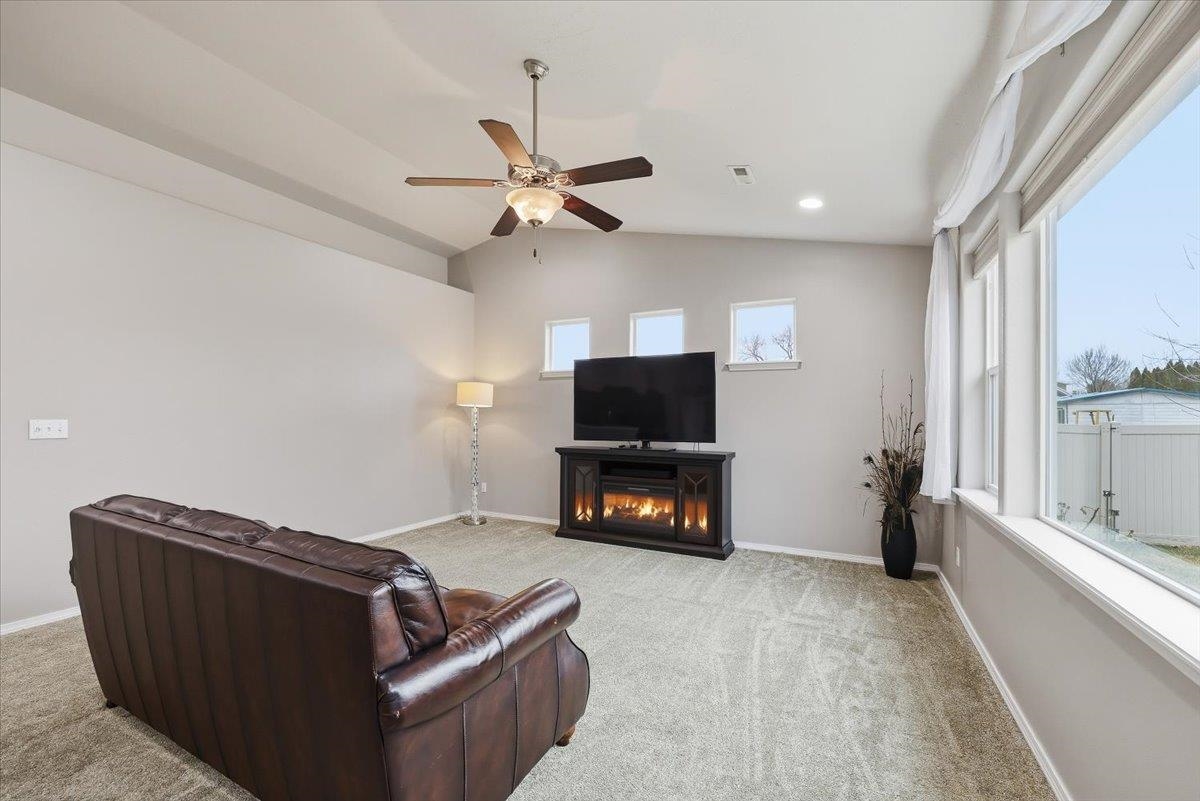 19032 E Grace Ave - Photo 7