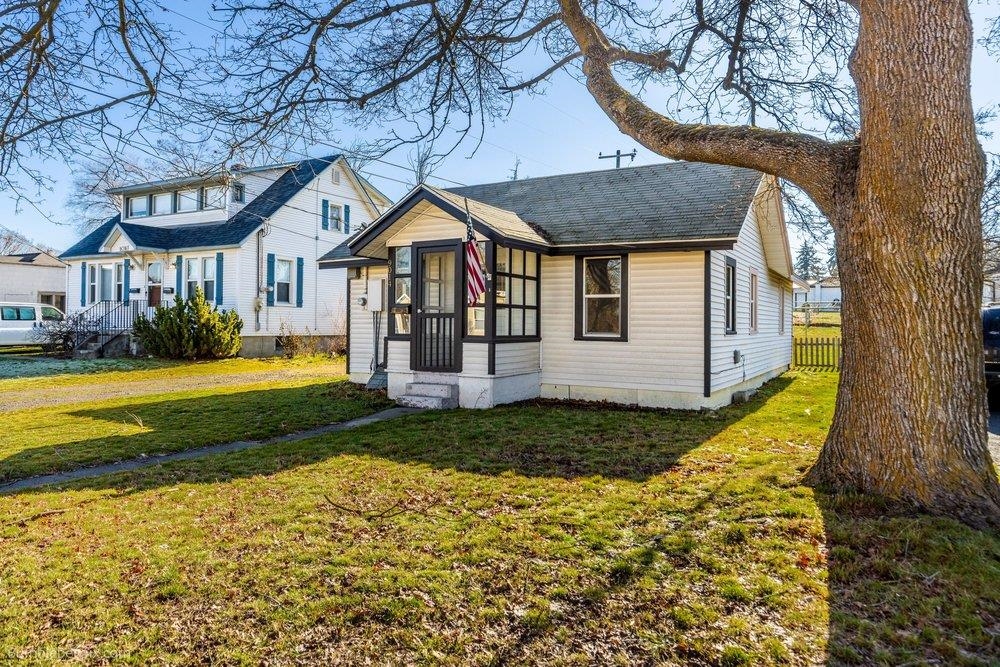 9014 E Frederick Ave - Photo 3
