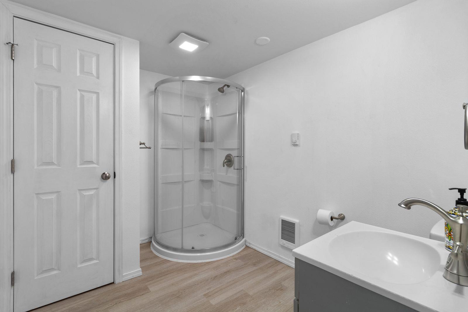 1911 N Sargent Rd - Photo 24
