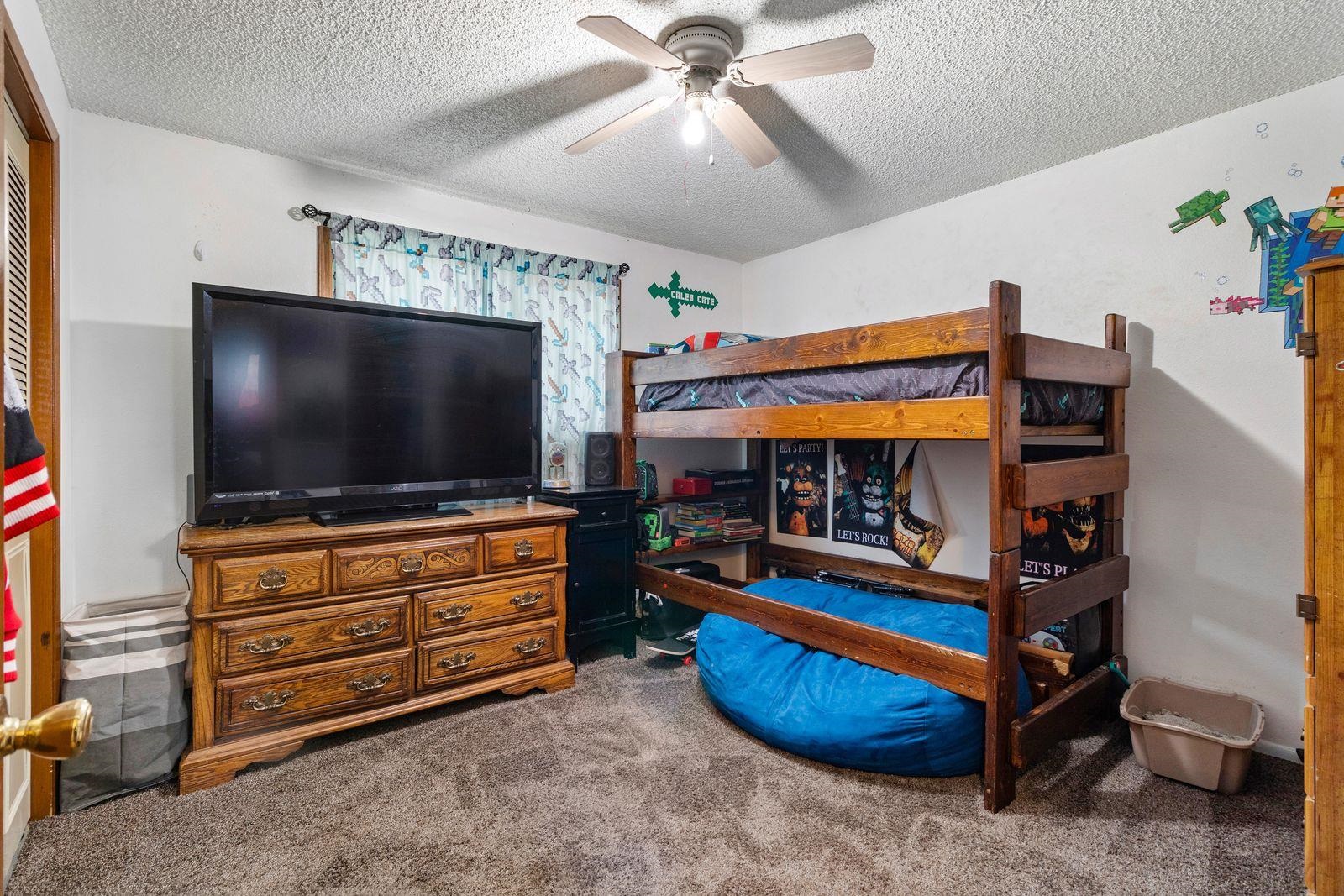 1911 N Sargent Rd - Photo 10