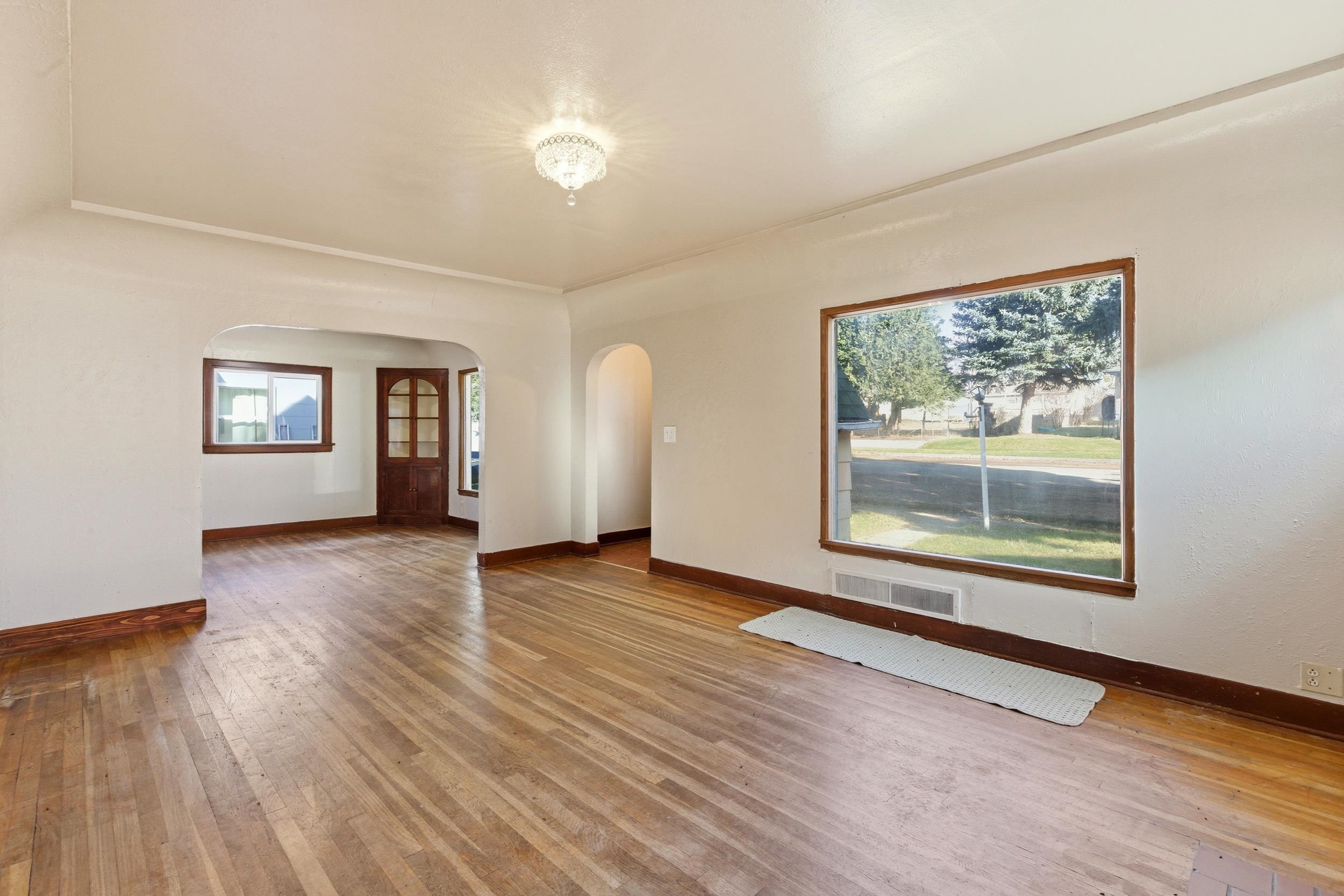 337 S Crosby St - Photo 12