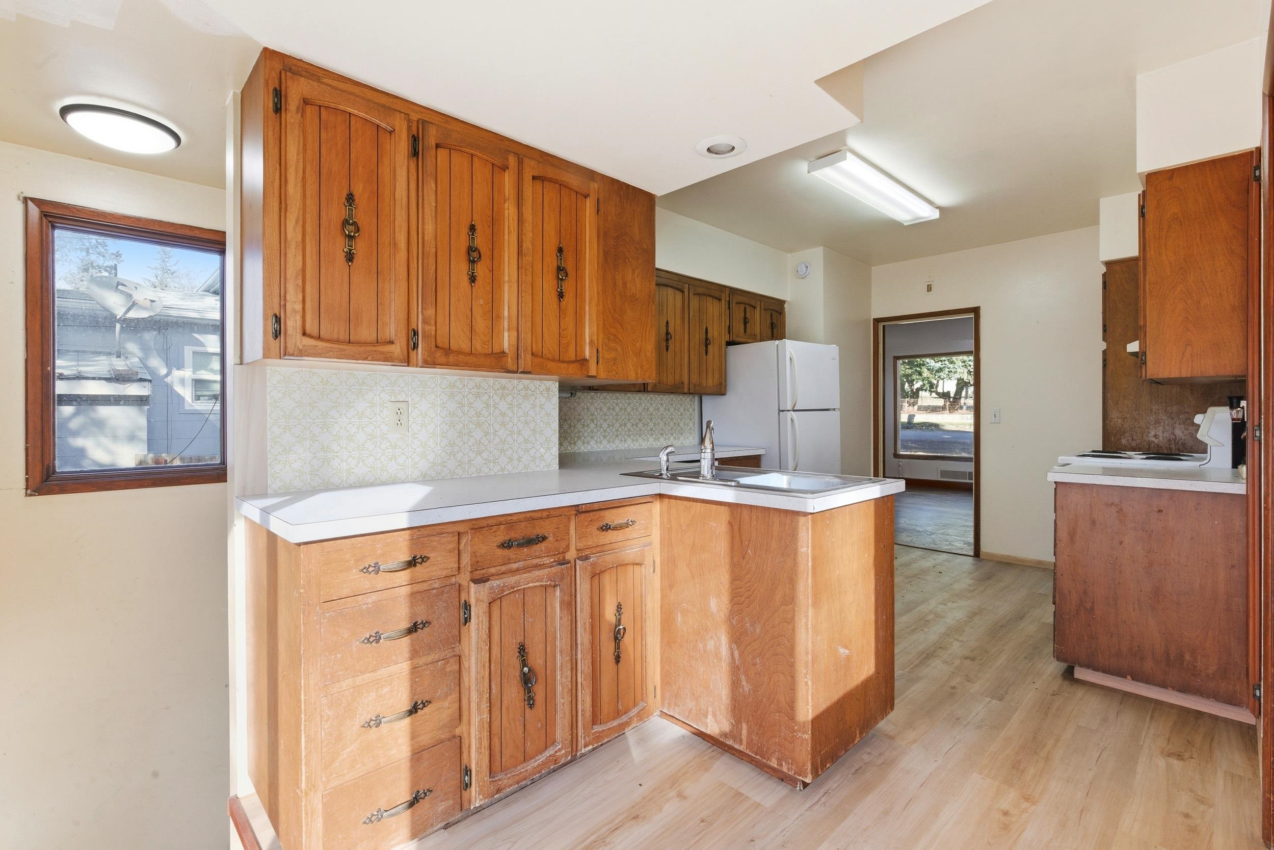 337 S Crosby St - Photo 16