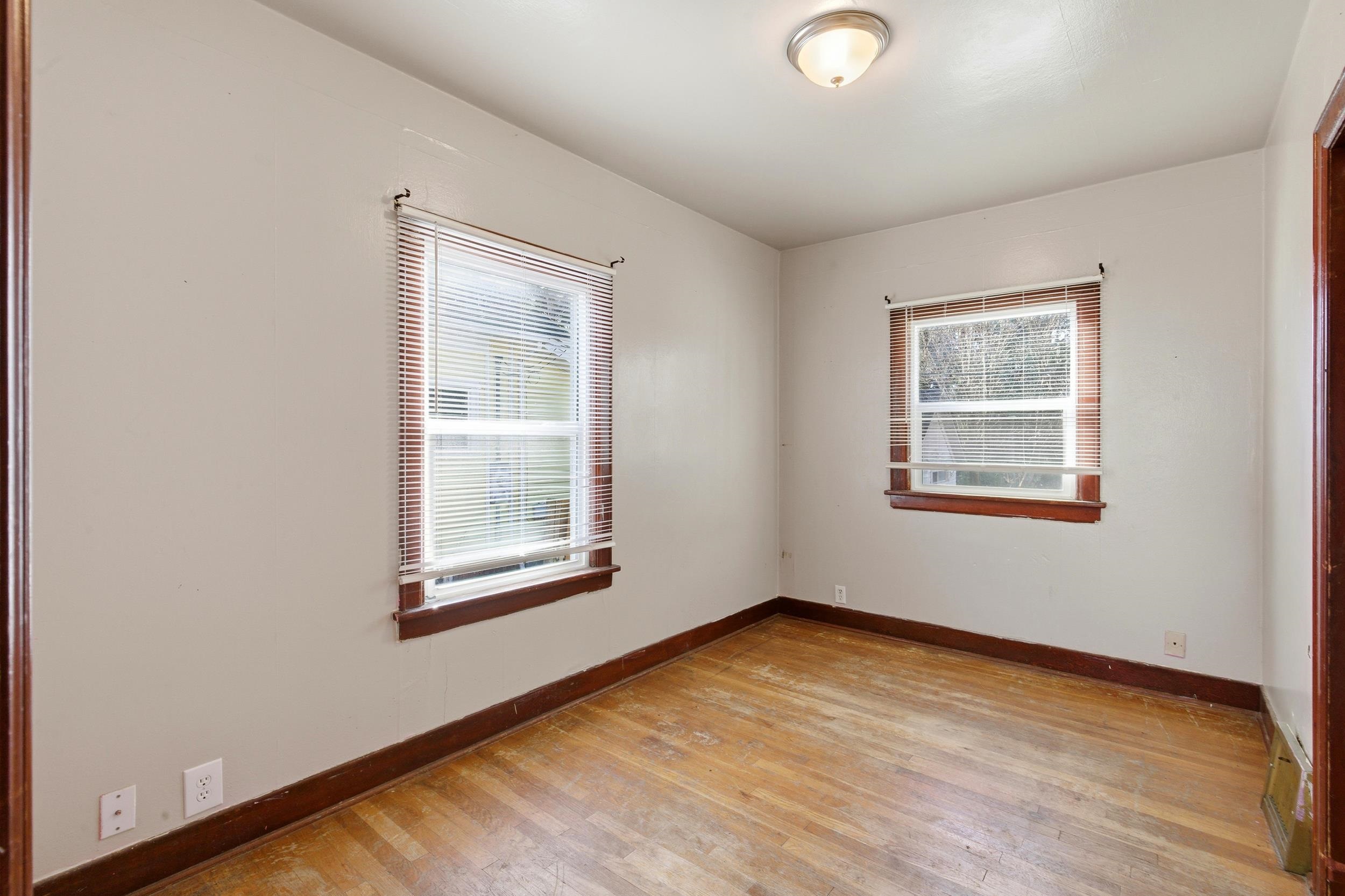 337 S Crosby St - Photo 19