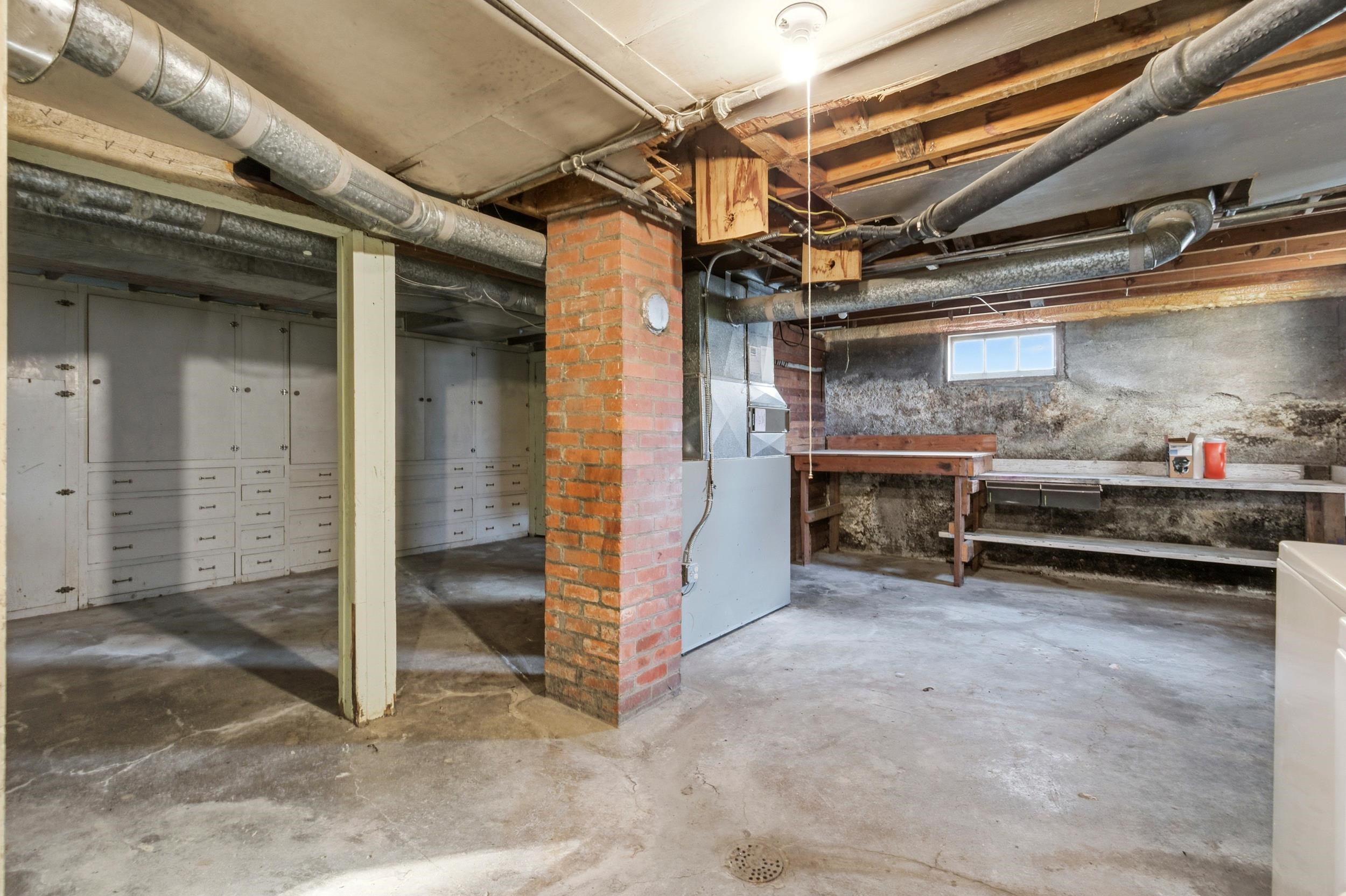 337 S Crosby St - Photo 28