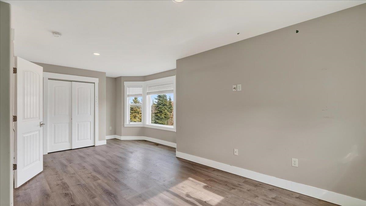 10215 N Lindeke Rd - Photo 20