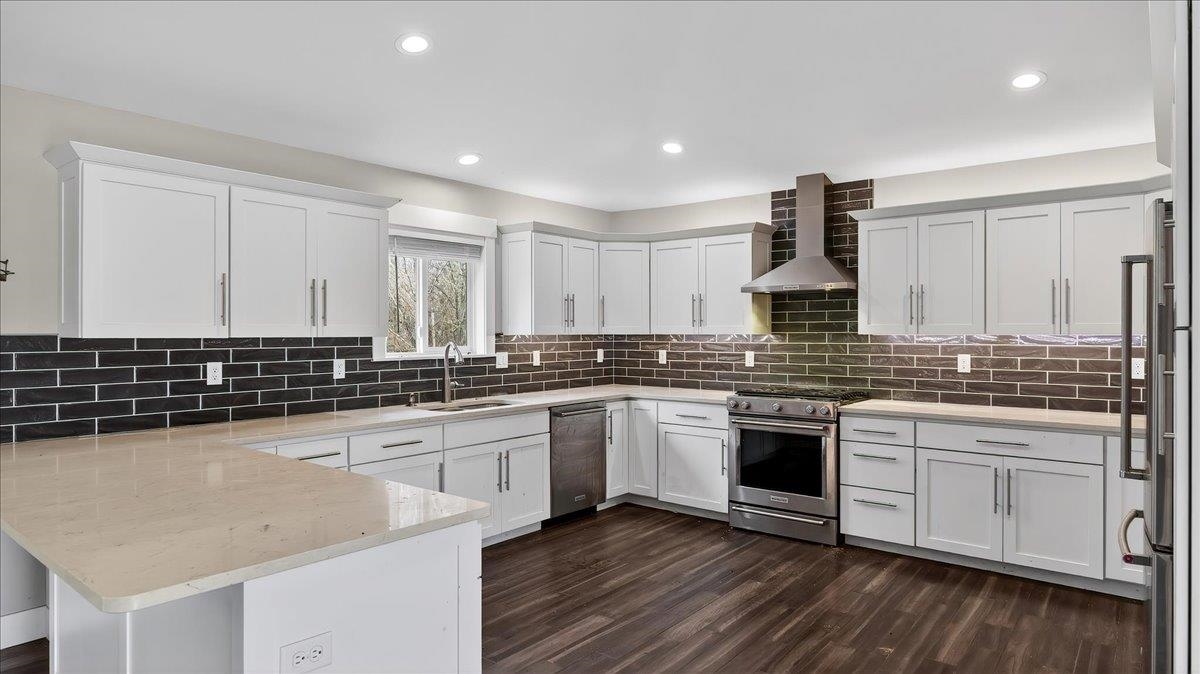 10215 N Lindeke Rd - Photo 10