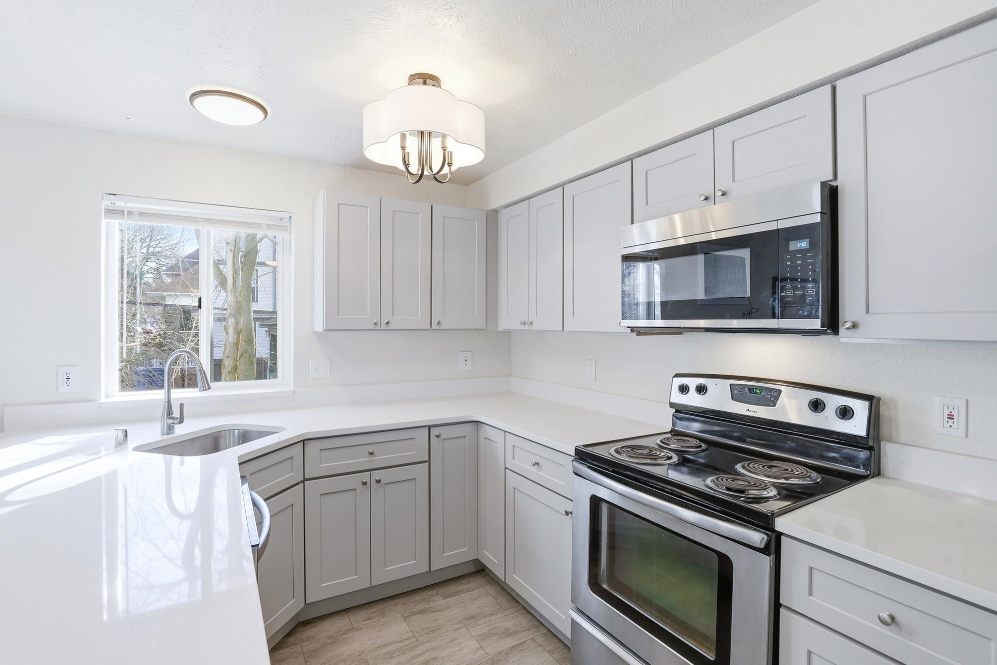 912 W Lincoln Pl - Photo 15