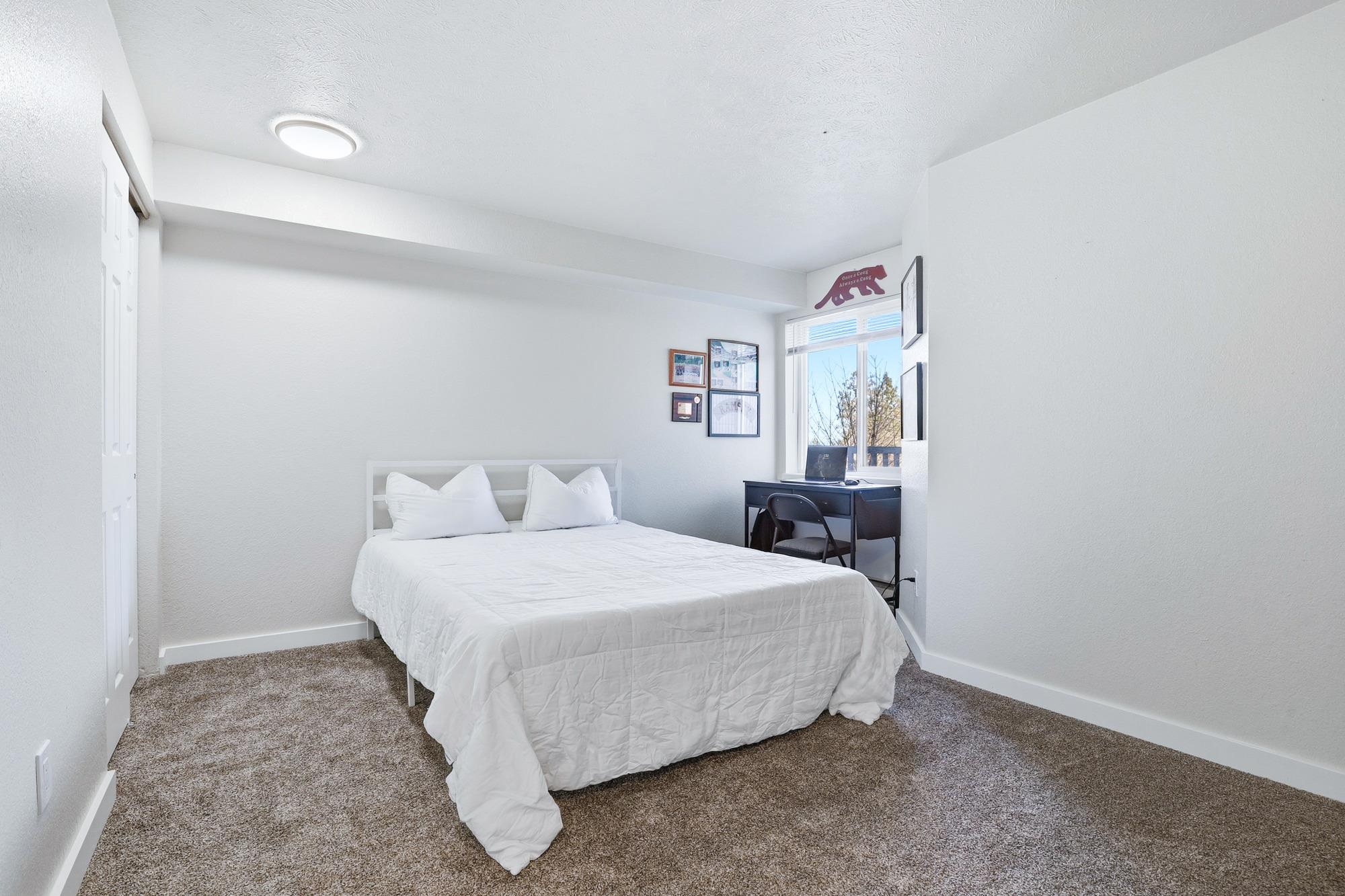 912 W Lincoln Pl - Photo 21