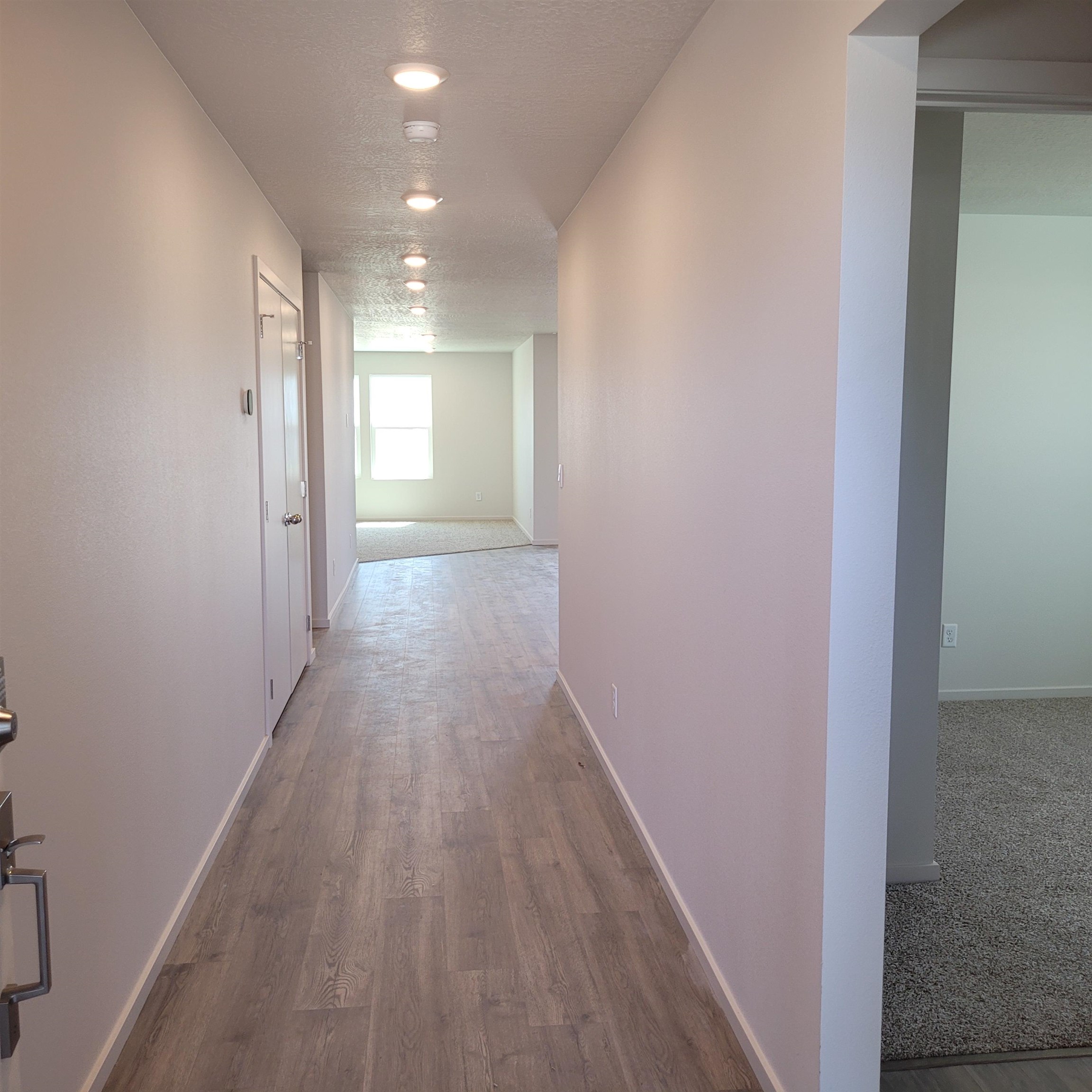 1568 E A St - Photo 2