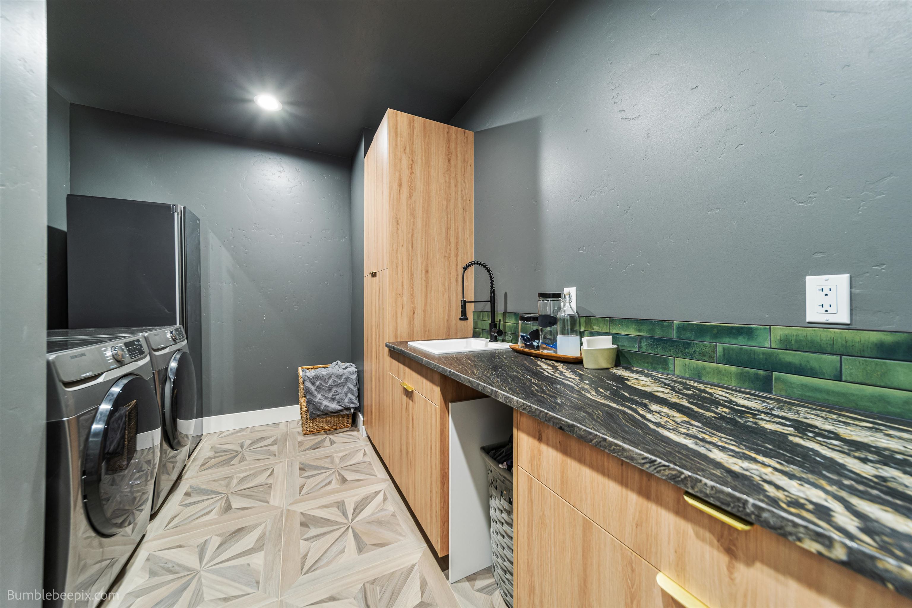 8250 W Mission Rd - Photo 37