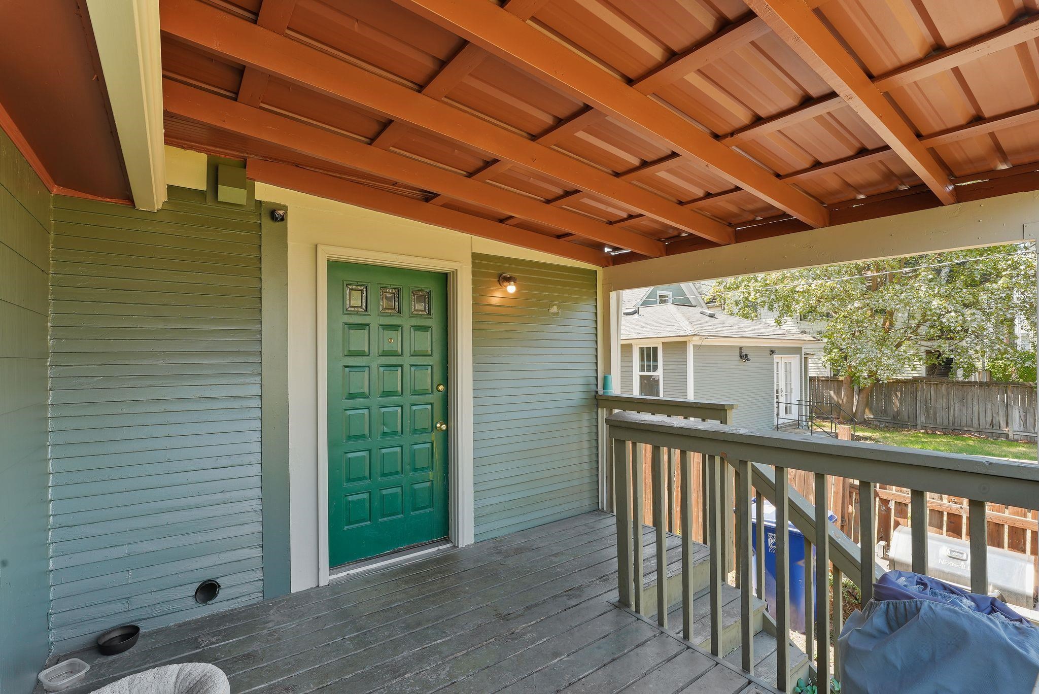 927 E Augusta Ave - Photo 4