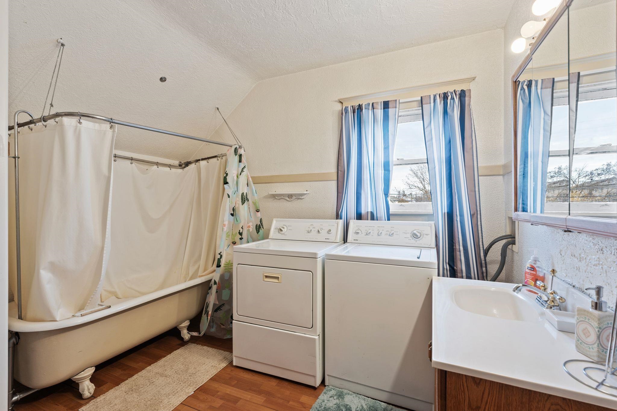 927 E Augusta Ave - Photo 37