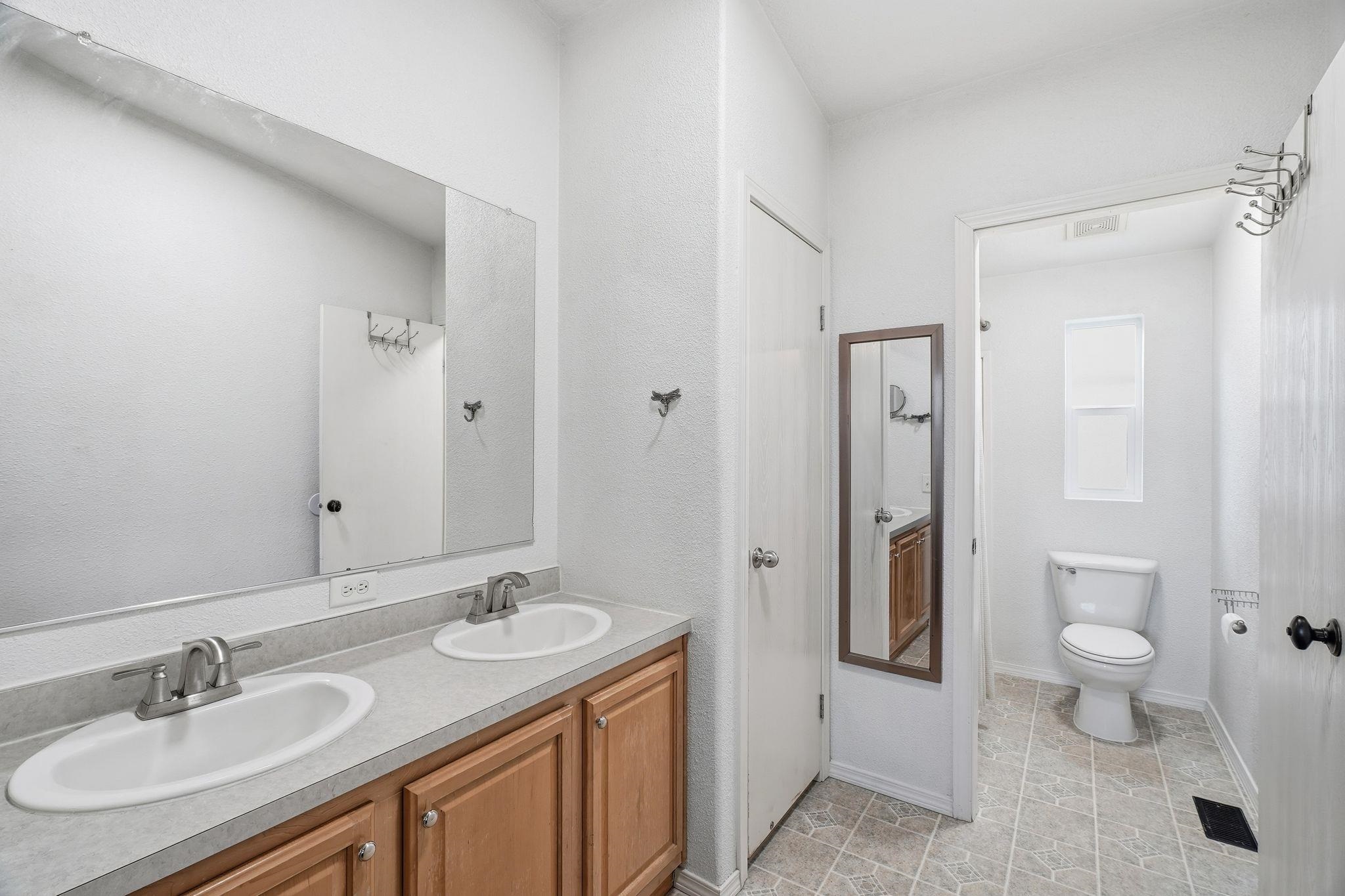 425 N Laurel St - Photo 16