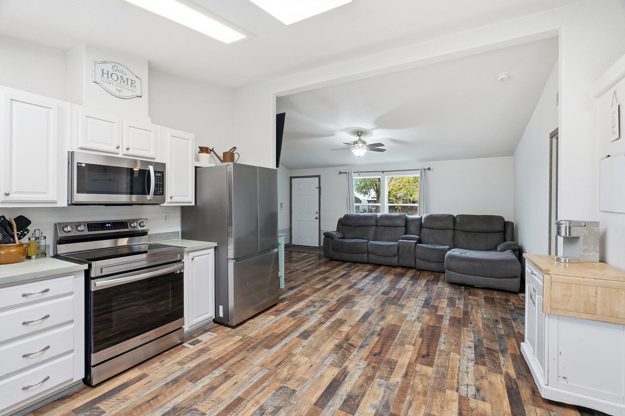 425 N Laurel St - Photo 8