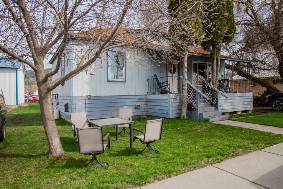 424 W 3rd Ave - Photo 3