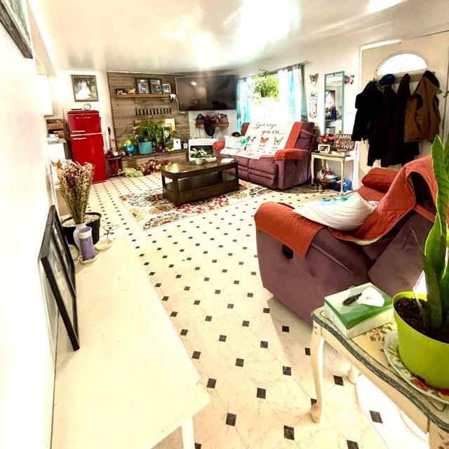 424 W 3rd Ave - Photo 7