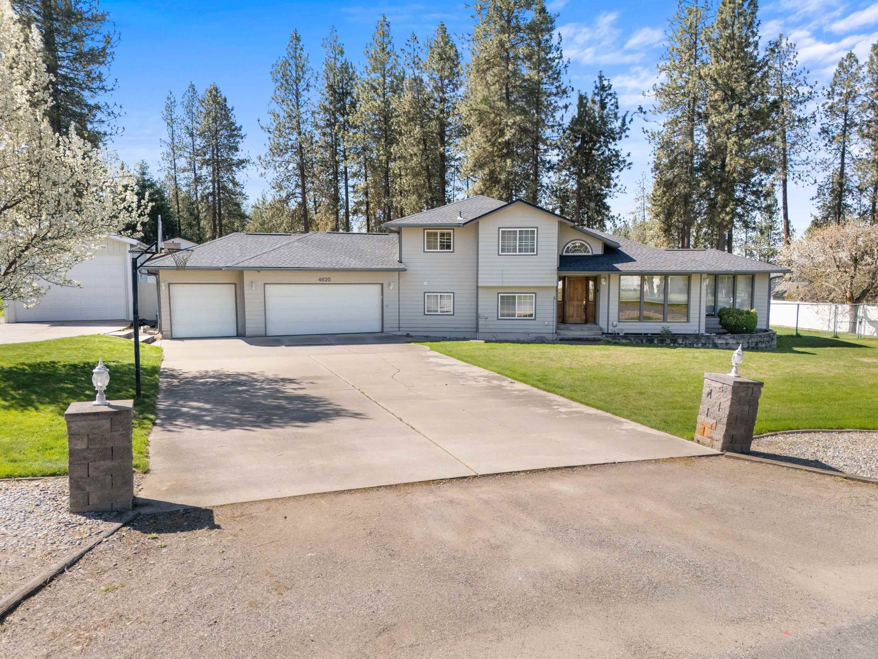 4620 E Handy Rd - Photo 1