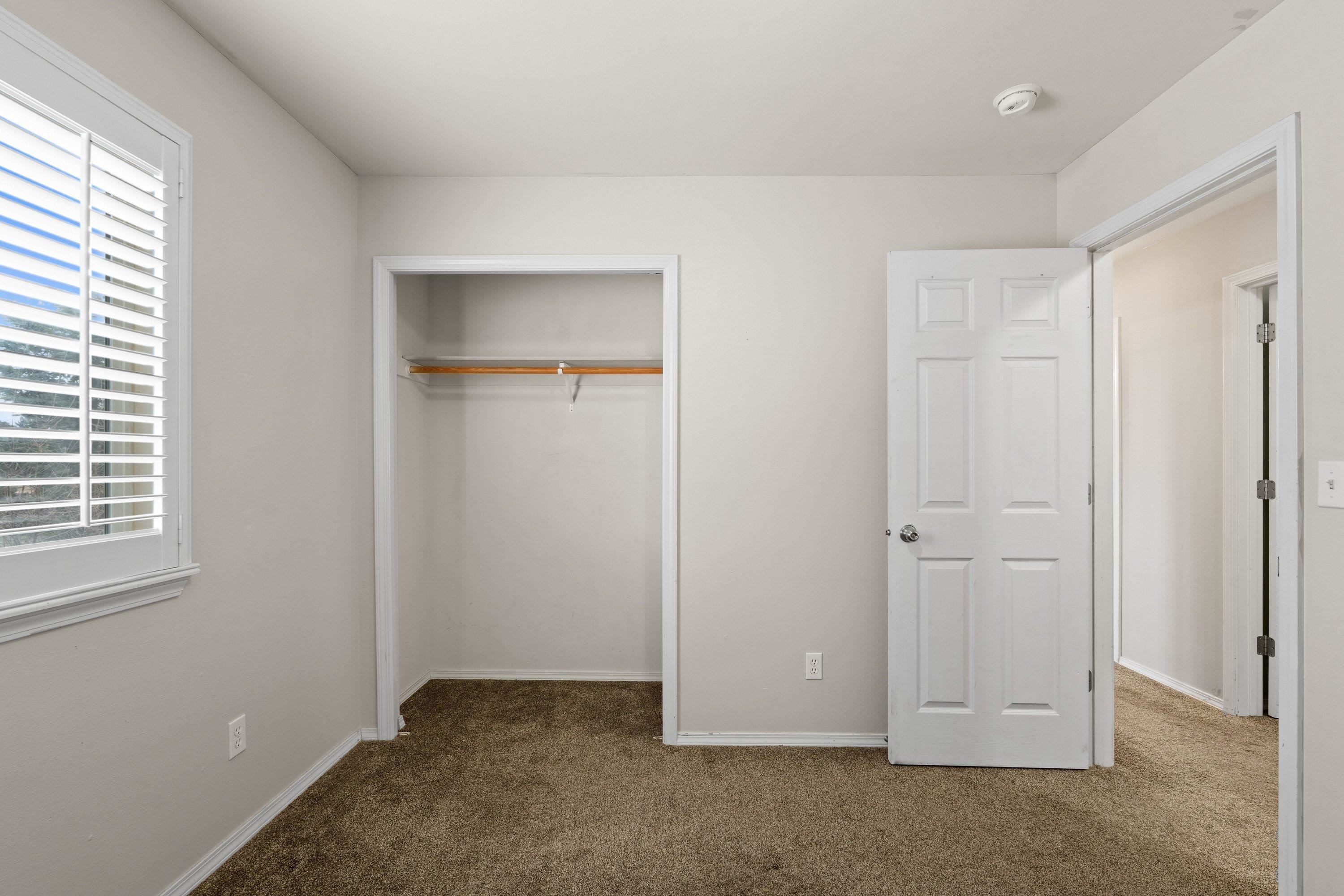 2116 N Tschirley Rd - Photo 17