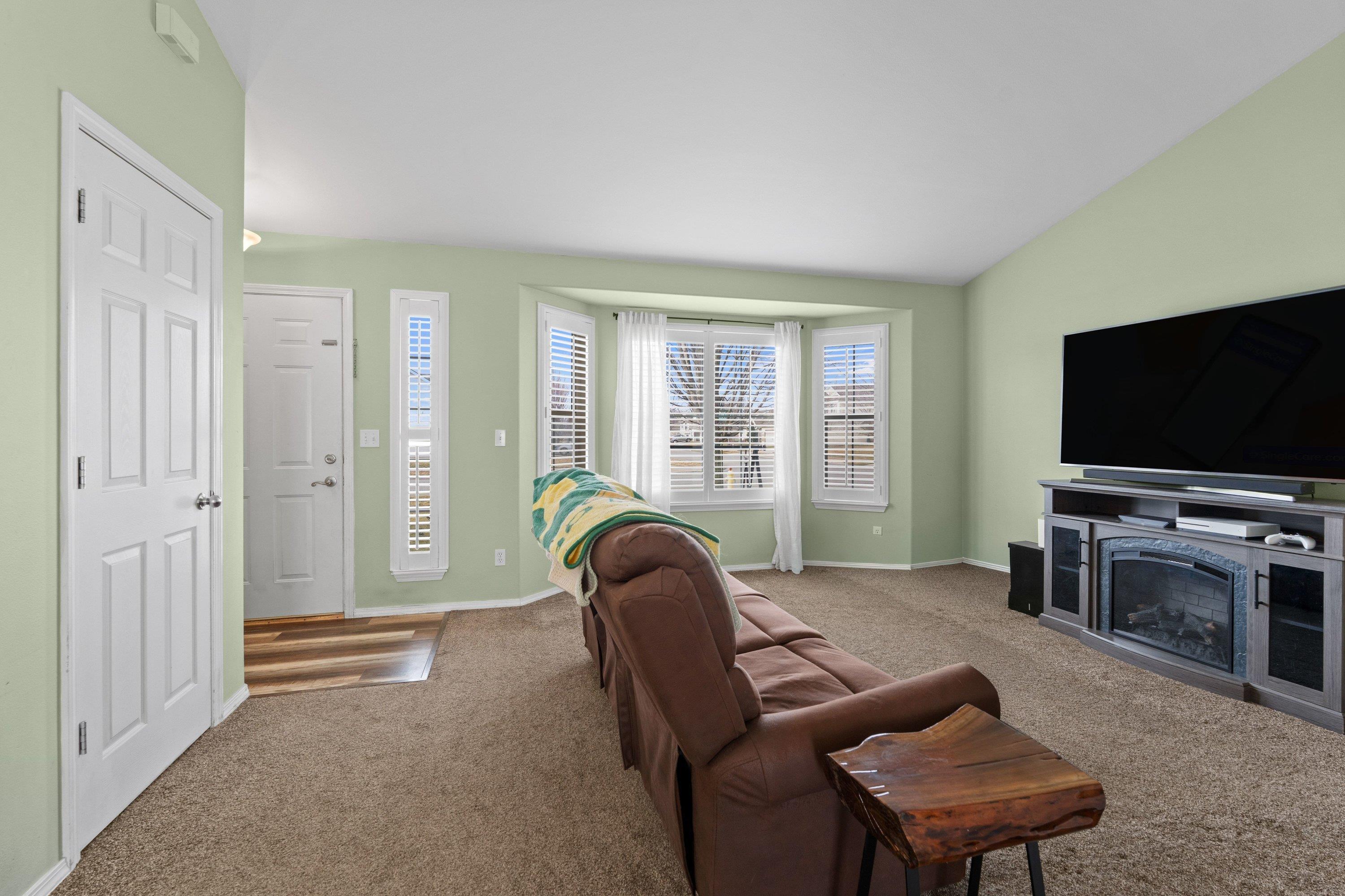 2116 N Tschirley Rd - Photo 8
